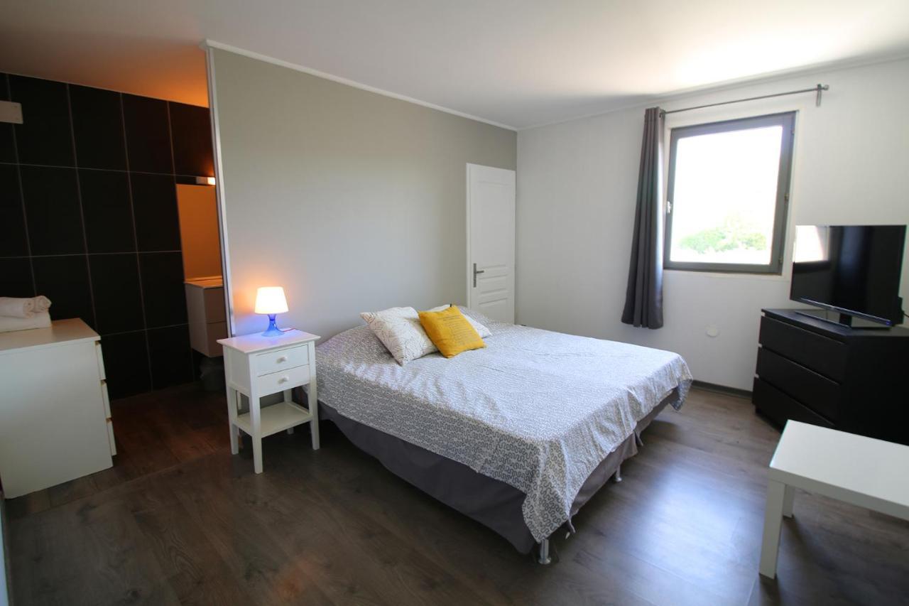 רויומס Residence De Tourisme Domaine De Janus מראה חיצוני תמונה