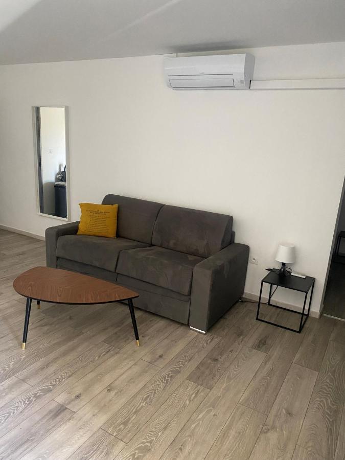 רויומס Residence De Tourisme Domaine De Janus מראה חיצוני תמונה