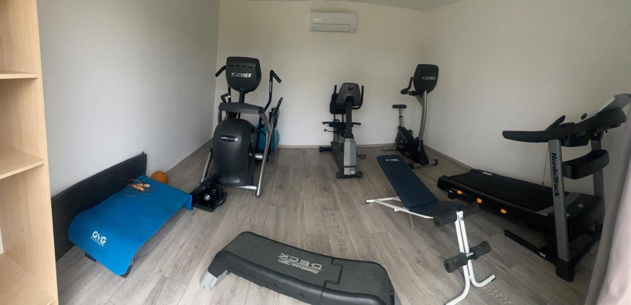 רויומס Residence De Tourisme Domaine De Janus מראה חיצוני תמונה