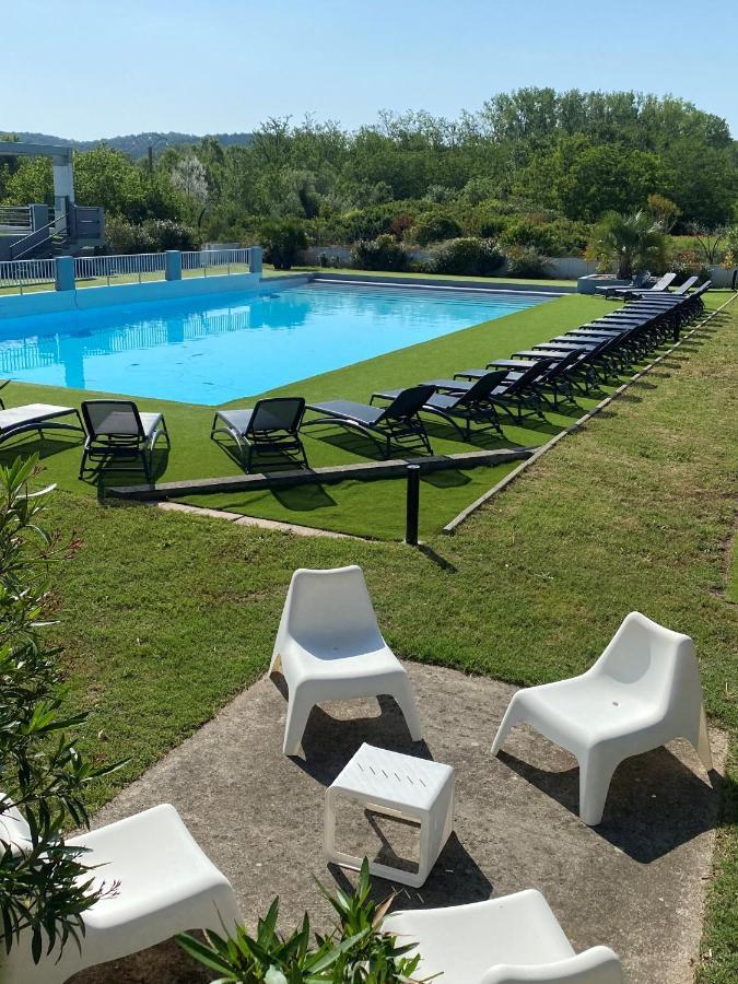 רויומס Residence De Tourisme Domaine De Janus מראה חיצוני תמונה